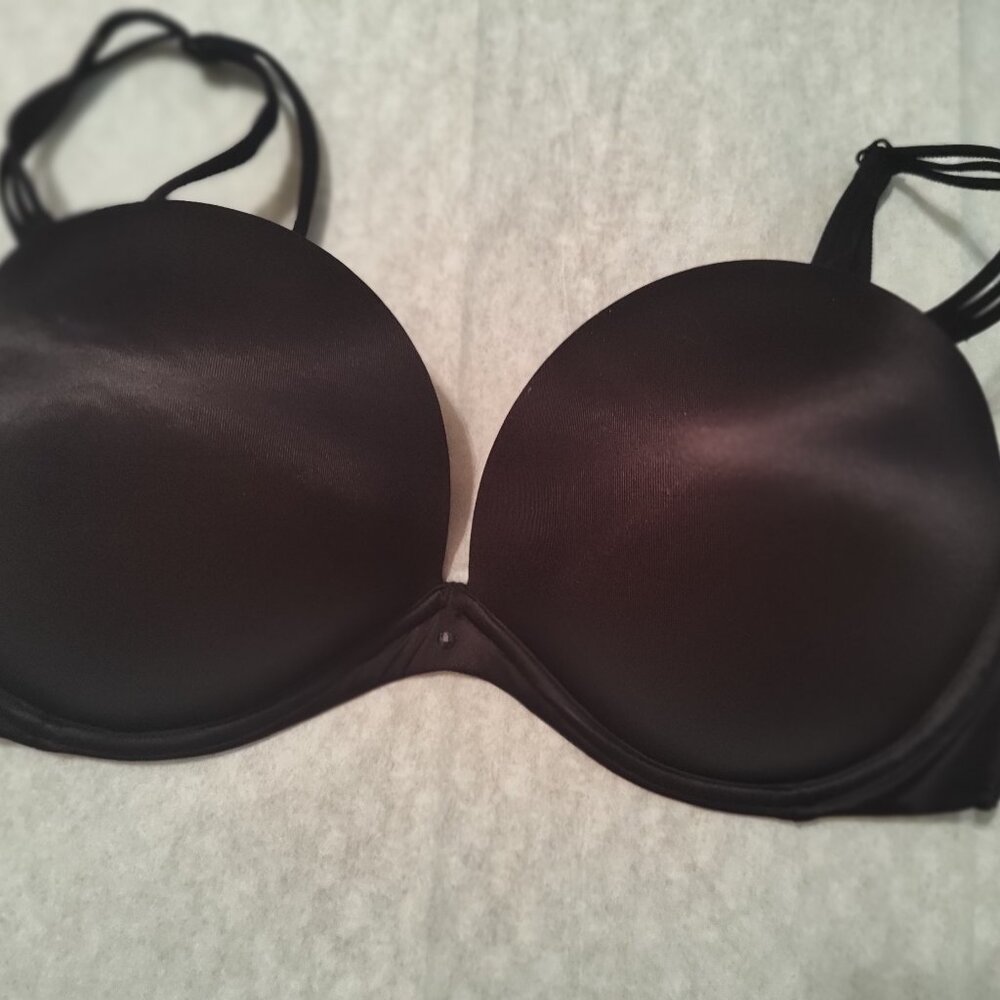 Victoria's Secret Very Sexy Strapless Bra - Picture 4 of 5